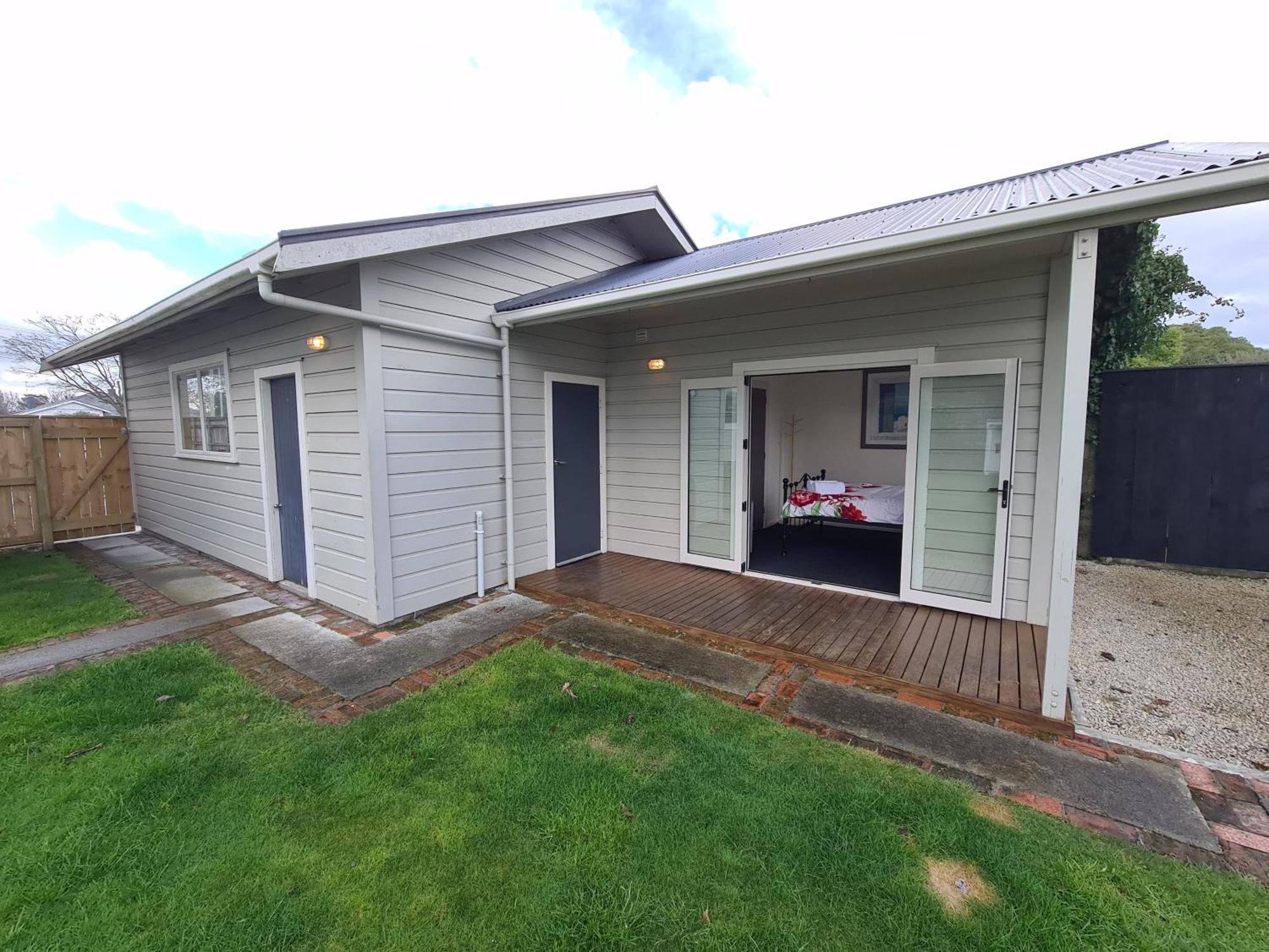Central Masterton Sleepout エクステリア 写真
